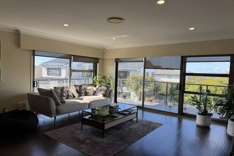 Photo of property in 2/18 Stanley Avenue, Milford, Auckland, 0620