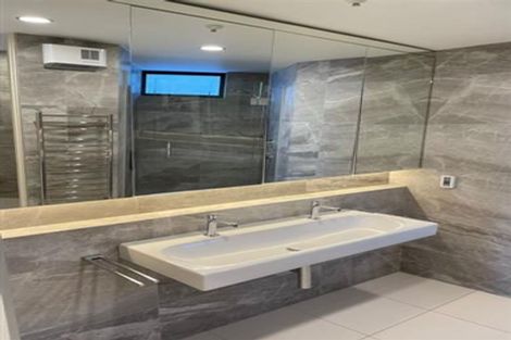 Photo of property in 2/167 Tamaki Drive, Kohimarama, Auckland, 1071