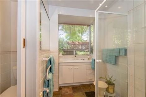 Photo of property in 5 Withells Road, Avonhead, Christchurch, 8042