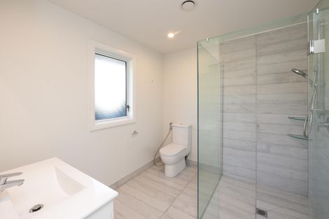 Photo of property in 6 Atlantic Drive, Fitzherbert, Palmerston North, 4410
