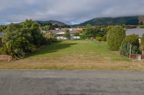 Photo of property in 6 Hillary Street, Waimate, 7924