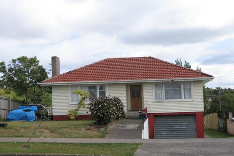 Photo of property in 24 Sabulite Road, Kelston, Auckland, 0602