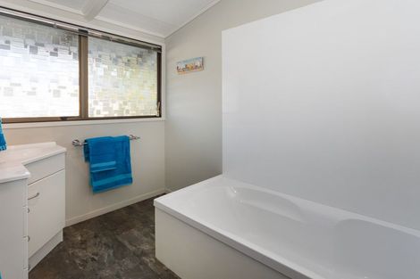 Photo of property in 168 Wellington Street, Pukekohe, 2120