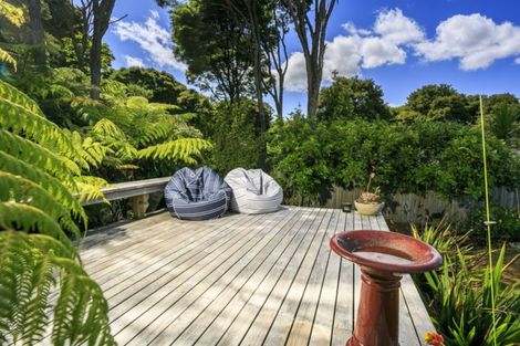 Photo of property in 8 Rahotu Way, Bayview, Auckland, 0629