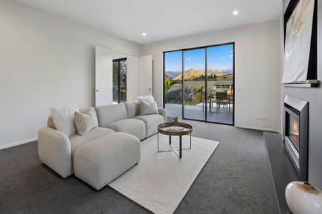 Photo of property in 4 Lindmore Lane, Lower Shotover, Queenstown, 9371