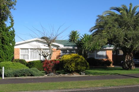 Photo of property in 14 Clements Crescent, Queenwood, Hamilton, 3210