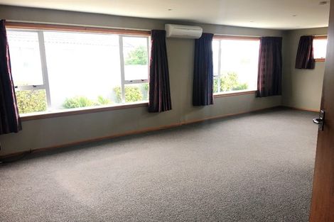 Photo of property in 58 Hargood Street, Woolston, Christchurch, 8062