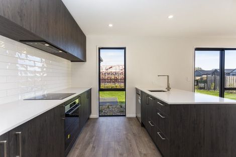 Photo of property in 10 Kakatai Place, North New Brighton, 8083