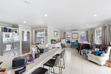 Photo of property in 13 Ada Place, Lake Hayes, Queenstown, 9304