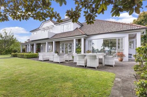 Photo of property in 1471 Clevedon Kawakawa Road, Kawakawa Bay, Papakura, 2585