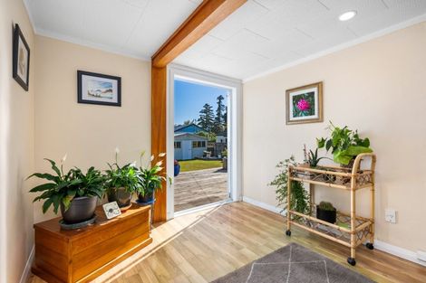 Photo of property in 2 Brewer Street, Blenheim, 7201