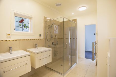 Photo of property in 96 Perth Street, Holmes Hill, Oamaru, 9401