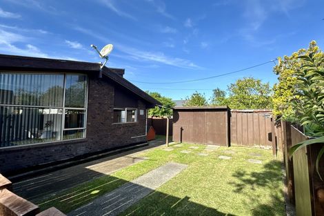 Photo of property in 4/135 Parrs Cross Road, Glen Eden, Auckland, 0612