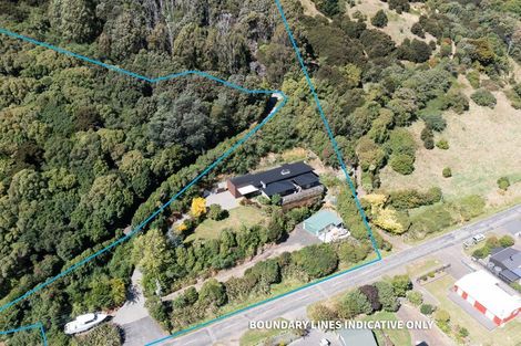 Photo of property in 34 Pawsons Valley Road, Duvauchelle, 7581