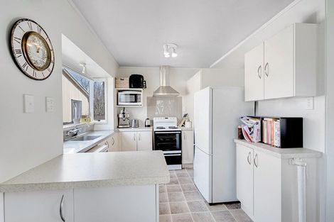 Photo of property in 300 Shakespeare Street, Leamington, Cambridge, 3432