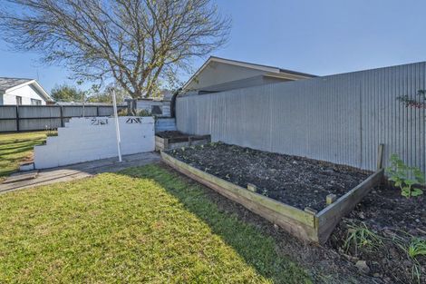 Photo of property in 8 Coates Place, Rangiora, 7400