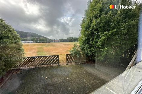 Photo of property in 111 Harbour Terrace, North Dunedin, Dunedin, 9016