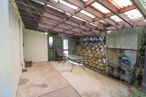 Photo of property in 20 Adams Road, Thornton Bay, Thames, 3575