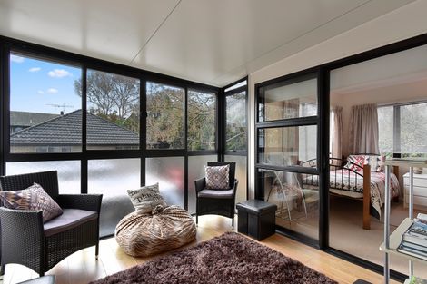 Photo of property in 1/15 Roys Road, Weymouth, Auckland, 2103