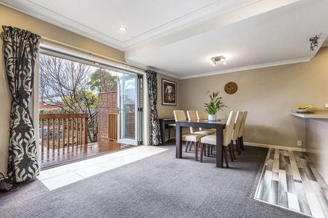 Photo of property in 4 Red Hill Road, Red Hill, Papakura, 2110
