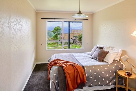 Photo of property in 13 Rajkot Terrace, Broadmeadows, Wellington, 6035