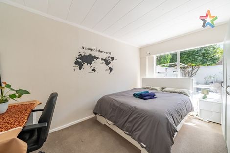Photo of property in 8b Wai-iti Crescent, Woburn, Lower Hutt, 5010