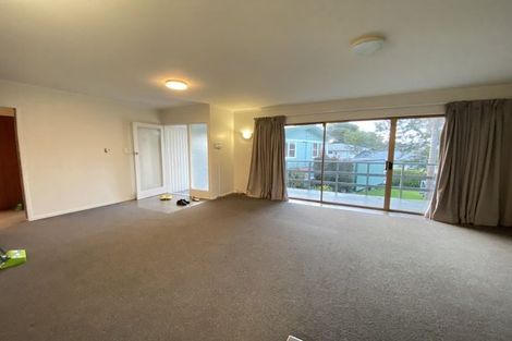 Photo of property in 1/6 Kathleen Street, Totara Vale, Auckland, 0627