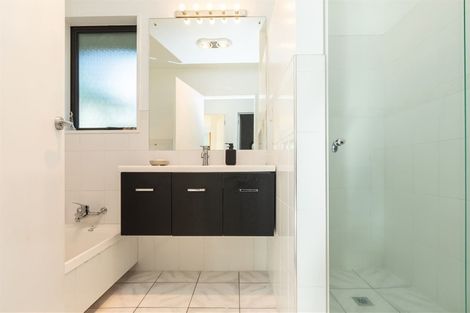 Photo of property in 169 Memorial Avenue, Burnside, Christchurch, 8053