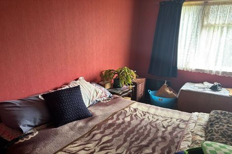 Photo of property in 71 Clyde Crescent, Roslyn, Palmerston North, 4414