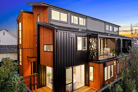 Photo of property in 7a Crete Avenue, Milford, Auckland, 0620