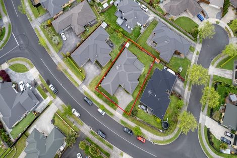 Photo of property in 97 Farnborough Drive, Grandview Heights, Hamilton, 3200