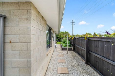 Photo of property in 16a Dunsford Close, Halswell, Christchurch, 8025