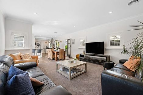 Photo of property in 20 Raumati Terrace, Khandallah, Wellington, 6035