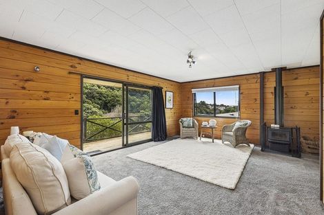 Photo of property in 68 Omapere Street, Whitby, Porirua, 5024