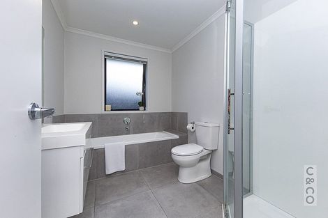 Photo of property in 14 Kelly Road, Riverhead, 0820