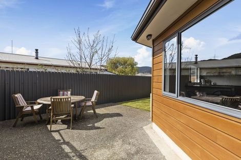 Photo of property in 16 Woodland Grove, Wainuiomata, Lower Hutt, 5014