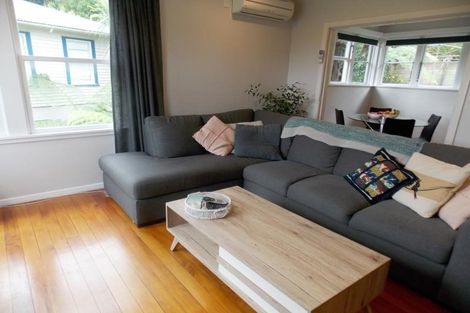 Photo of property in 18a Montgomery Avenue, Karori, Wellington, 6012