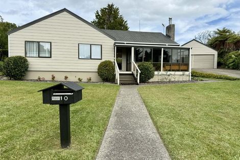 Photo of property in 10 Campbell Place, Pukehangi, Rotorua, 3015
