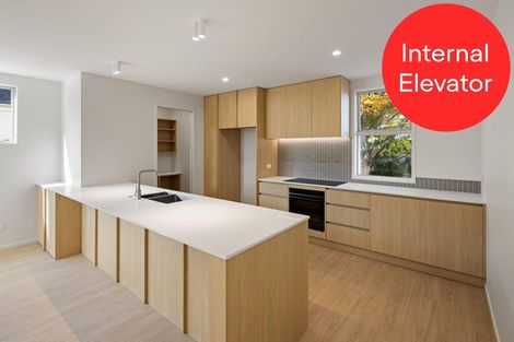 Photo of property in 4/2 Woodstock Road, Fairfield, Hamilton, 3214