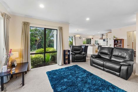 Photo of property in 58 Pelorus Street, Welcome Bay, Tauranga, 3112