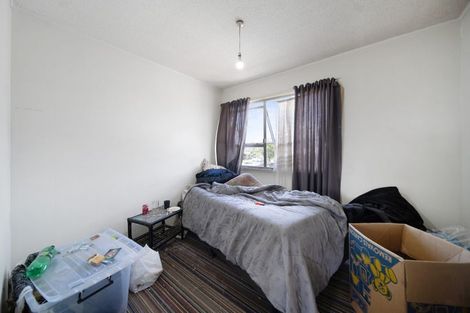 Photo of property in 2/45 Kenderdine Road, Papatoetoe, Auckland, 2025