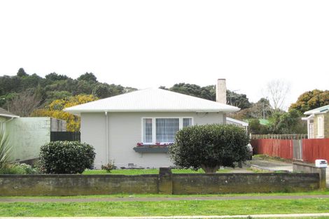 Photo of property in 42 Blake Street, Waitara, 4320
