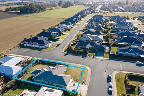 Photo of property in 25 Walnut Way, Rangiora, 7400