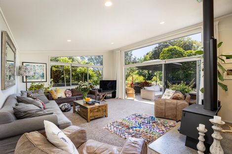 Photo of property in 59 Waiwaka Terrace, Strandon, New Plymouth, 4312