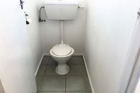 Photo of property in 64 Edinburgh Crescent, Waikiwi, Invercargill, 9810