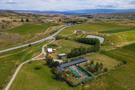 Photo of property in 1981 Omakau Chatto Ck Road, Chatto Creek, Alexandra, 9393