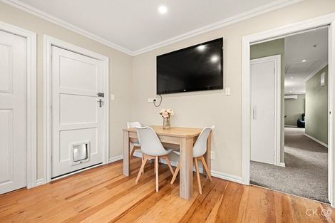 Photo of property in 6 Glen Road, Stokes Valley, Lower Hutt, 5019