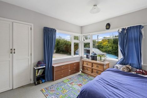 Photo of property in 63 Aorangi Road, Bryndwr, Christchurch, 8053