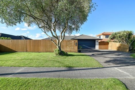 Photo of property in 215 Gloucester Road, Mount Maunganui, 3116