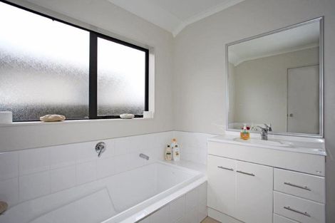 Photo of property in 14b Church Street, Tuakau, 2121